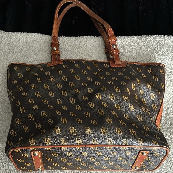 Purse - Picture 4 of 7